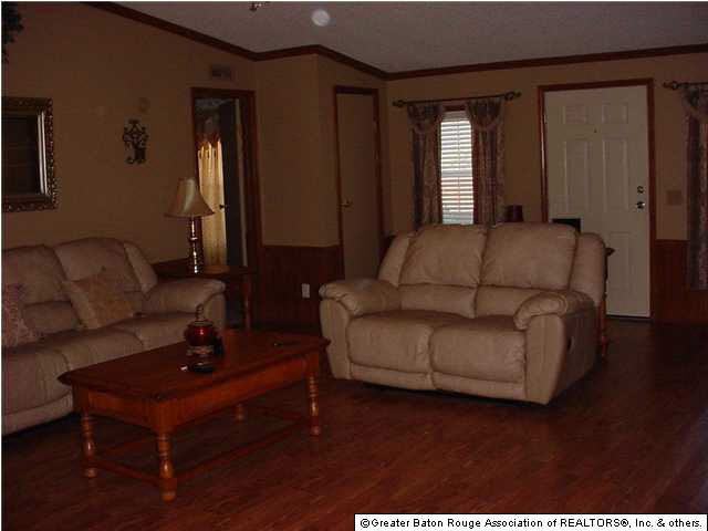 9513 Rod Anderson Road St. Amant, LA 70774 - Photo 7 of 11 Gallery Image 7
