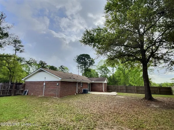 $2,200 | 6117 Jim Ramsay Road, Vancleave, MS 39565
