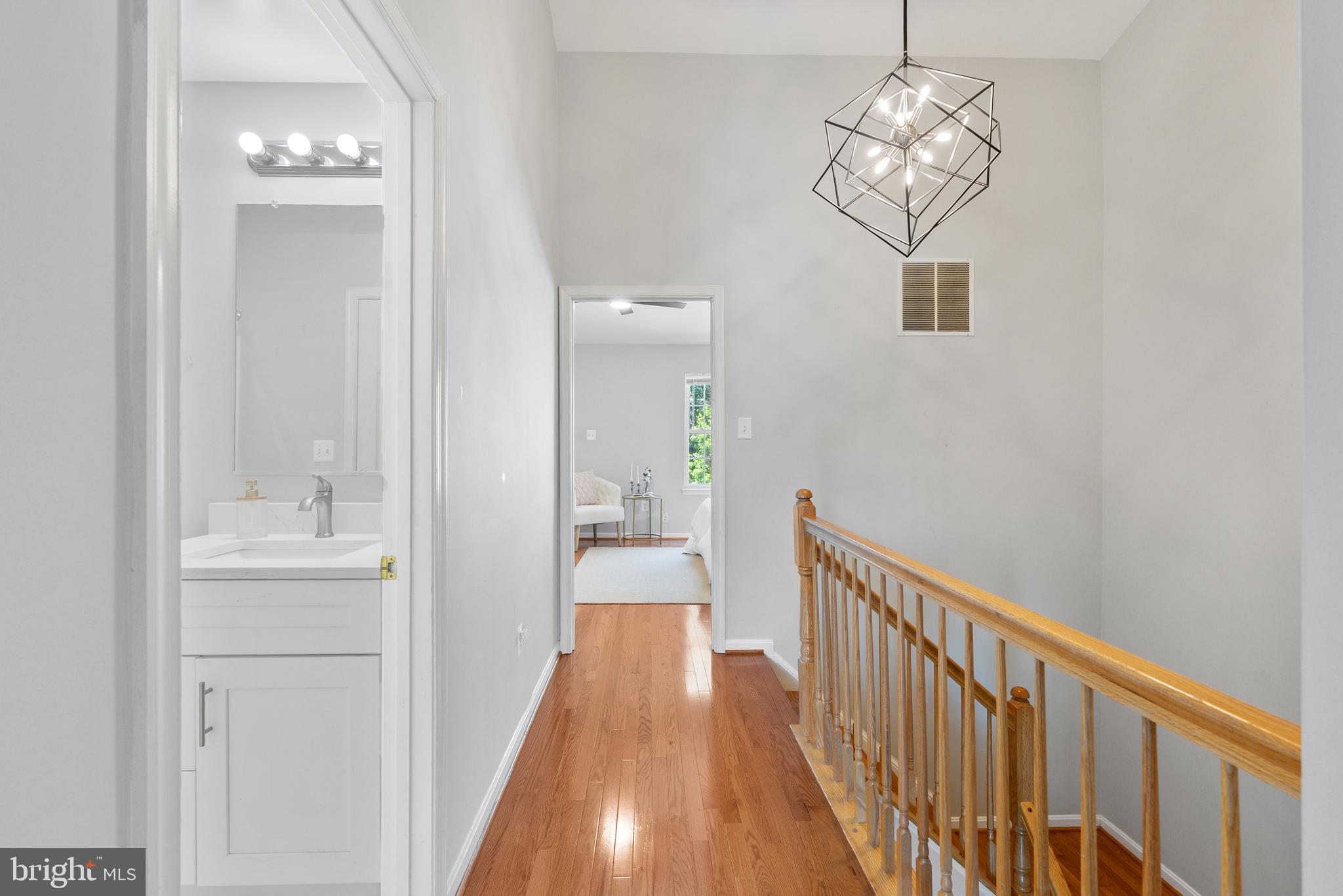 2452 Jostaberry Way Odenton, MD 21113 - Photo 20 of 41 Upper Hallway