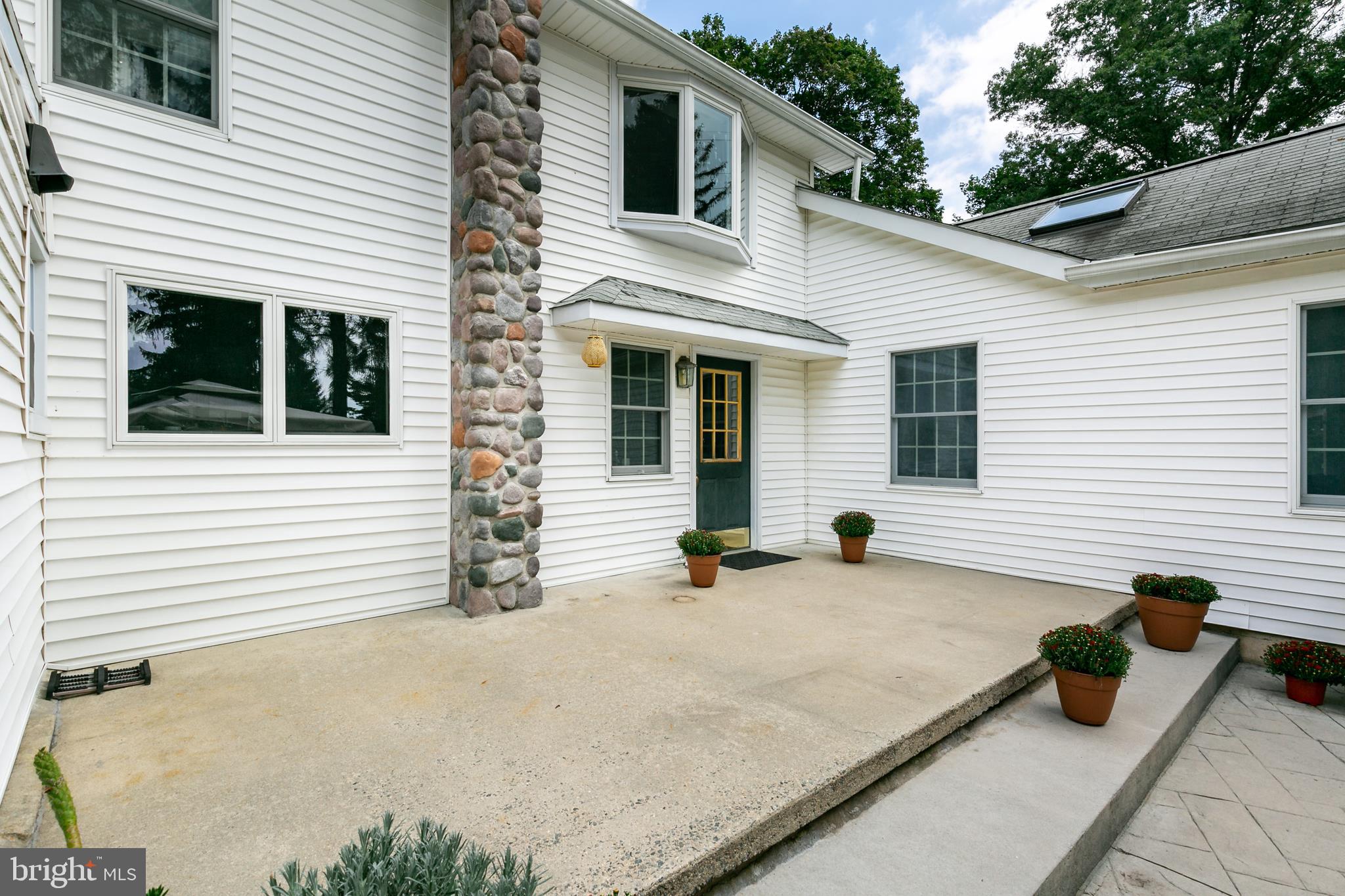 304 Cranbury Road Princeton Junction, NJ 08550 - Photo 27 of 35