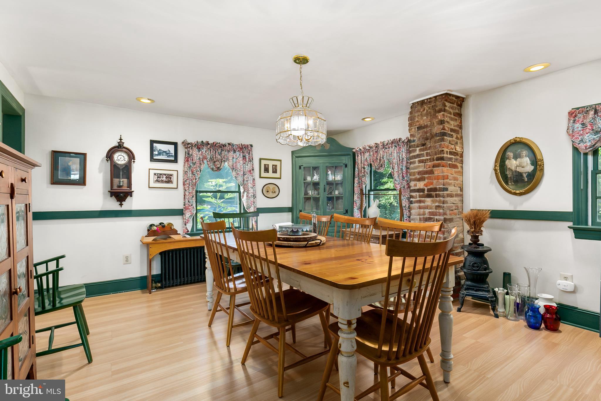 304 Cranbury Road Princeton Junction, NJ 08550 - Photo 5 of 35