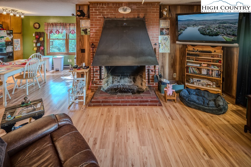 190 Spruce Pine Road Newland, NC 28657 - Photo 12 of 44