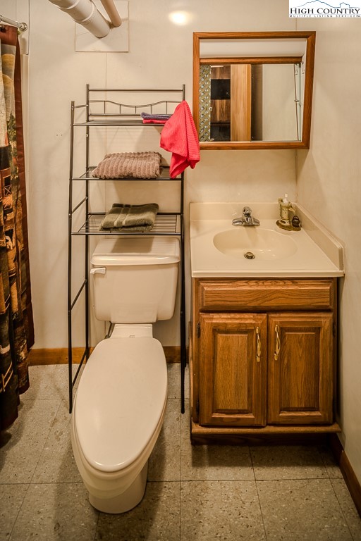 190 Spruce Pine Road Newland, NC 28657 - Photo 13 of 44