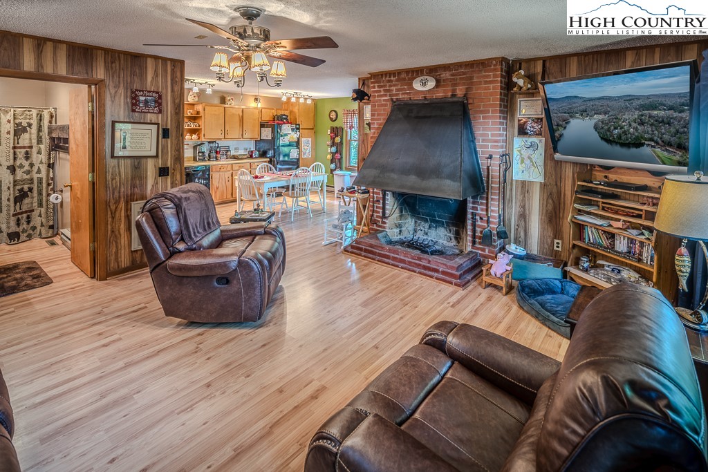 190 Spruce Pine Road Newland, NC 28657 - Photo 16 of 44