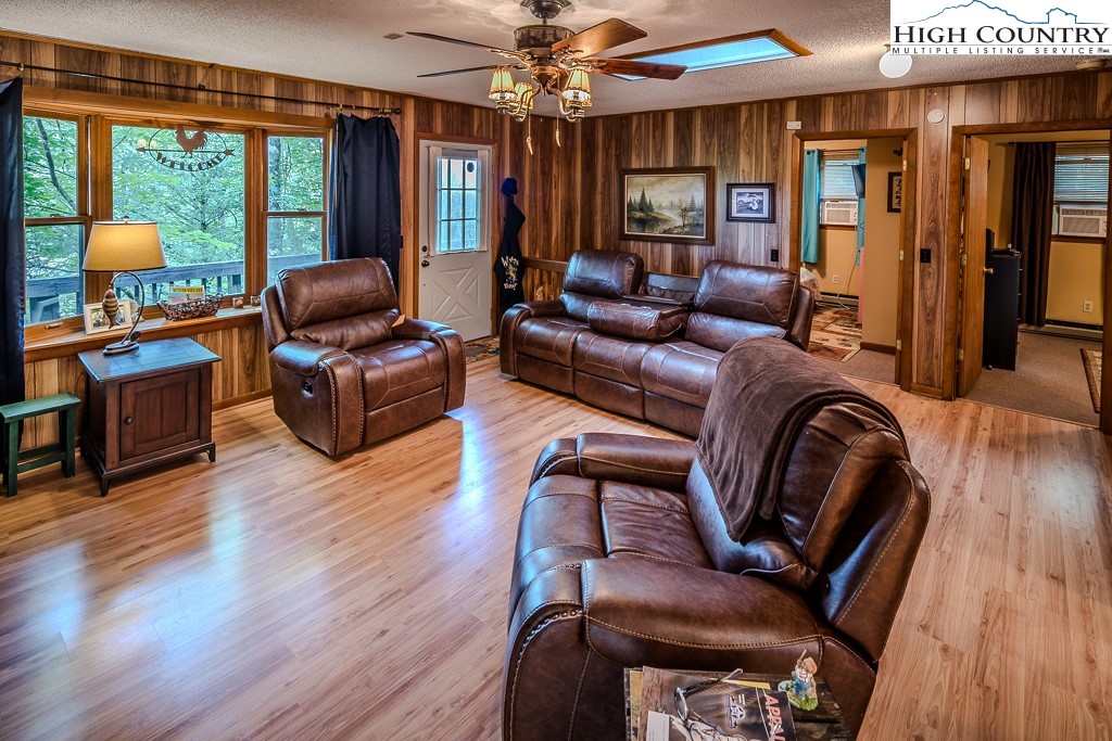 190 Spruce Pine Road Newland, NC 28657 - Photo 31 of 44