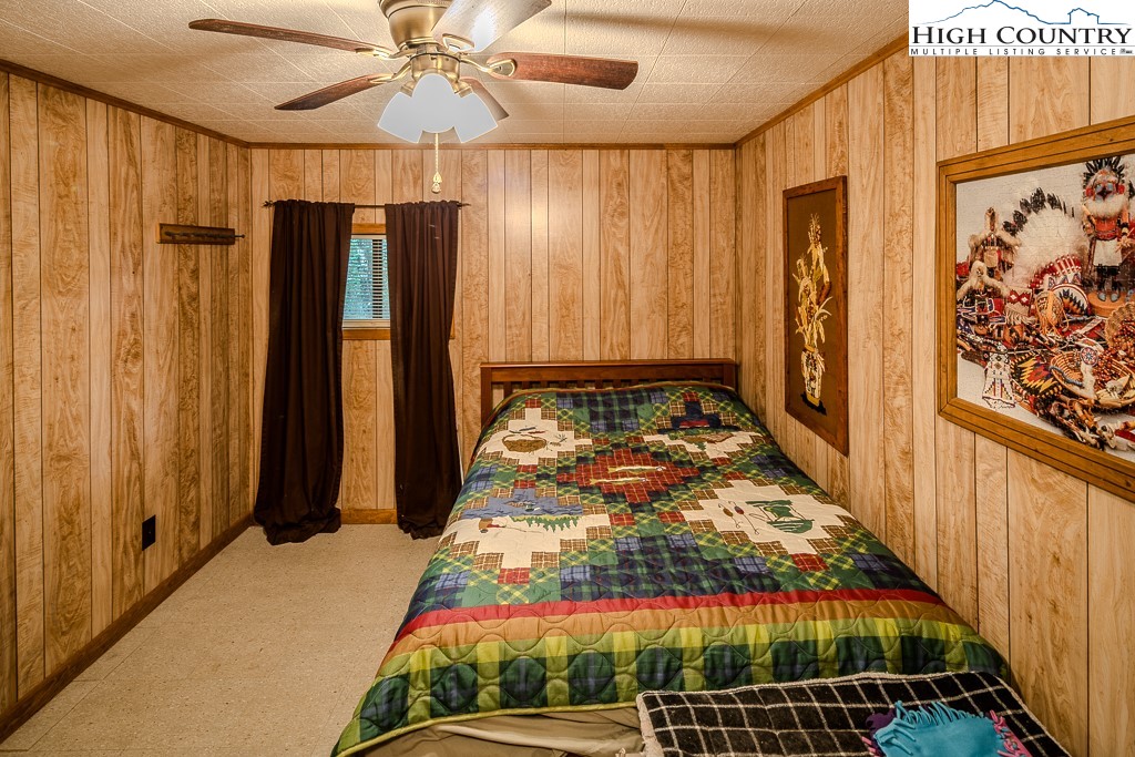 190 Spruce Pine Road Newland, NC 28657 - Photo 35 of 44