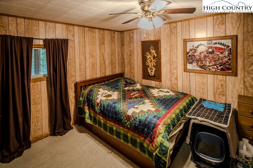 190 Spruce Pine Road Newland, NC 28657 - Photo 36 of 44