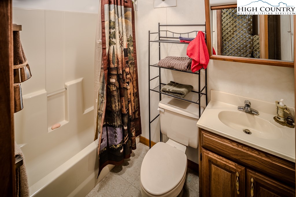 190 Spruce Pine Road Newland, NC 28657 - Photo 37 of 44