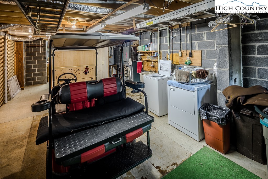 190 Spruce Pine Road Newland, NC 28657 - Photo 43 of 44