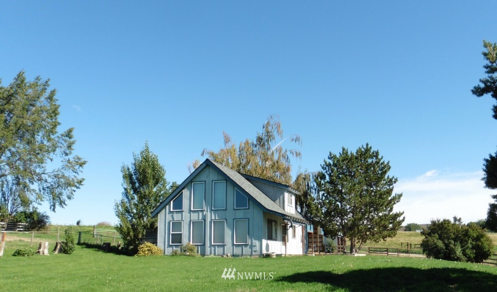 101 Windy Ridge Lane Ellensburg, WA 98926 - Photo 1 of 18 Gallery Image 1