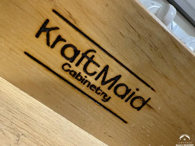 $307,500 | 2516 Kensington Road, Lawrence, KS 66046