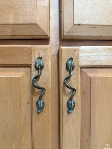 $307,500 | 2516 Kensington Road, Lawrence, KS 66046