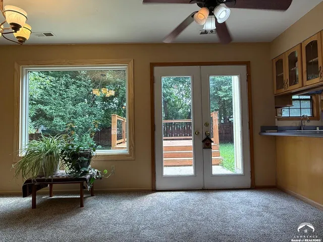 $307,500 | 2516 Kensington Road, Lawrence, KS 66046