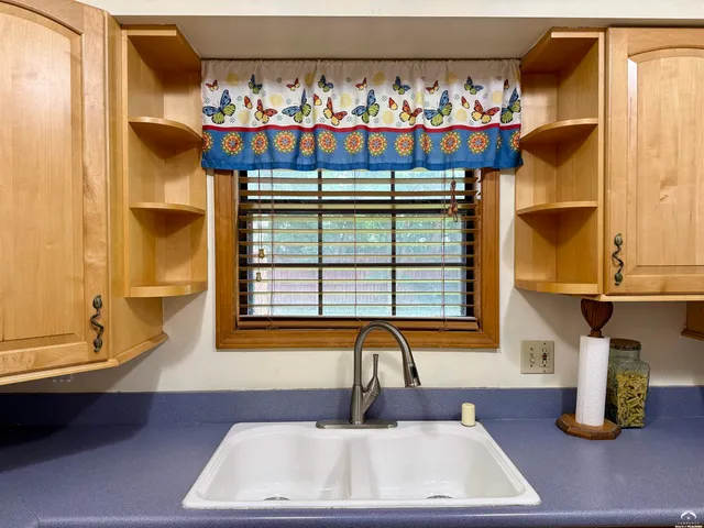 $307,500 | 2516 Kensington Road, Lawrence, KS 66046