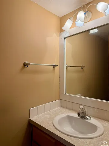 $307,500 | 2516 Kensington Road, Lawrence, KS 66046