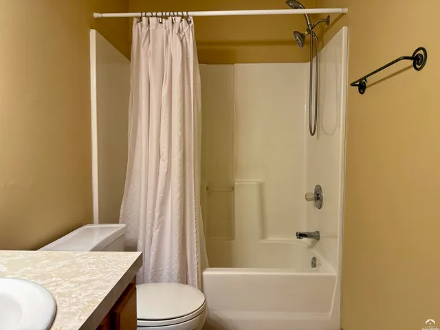 $307,500 | 2516 Kensington Road, Lawrence, KS 66046