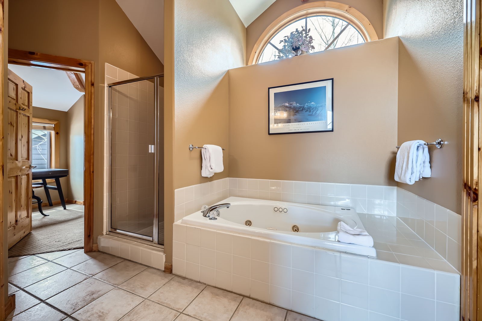 422 Kings Crown Road, Unit 5 Breckenridge, CO 80424 - Photo 10 of 21 Primary ensuite bath