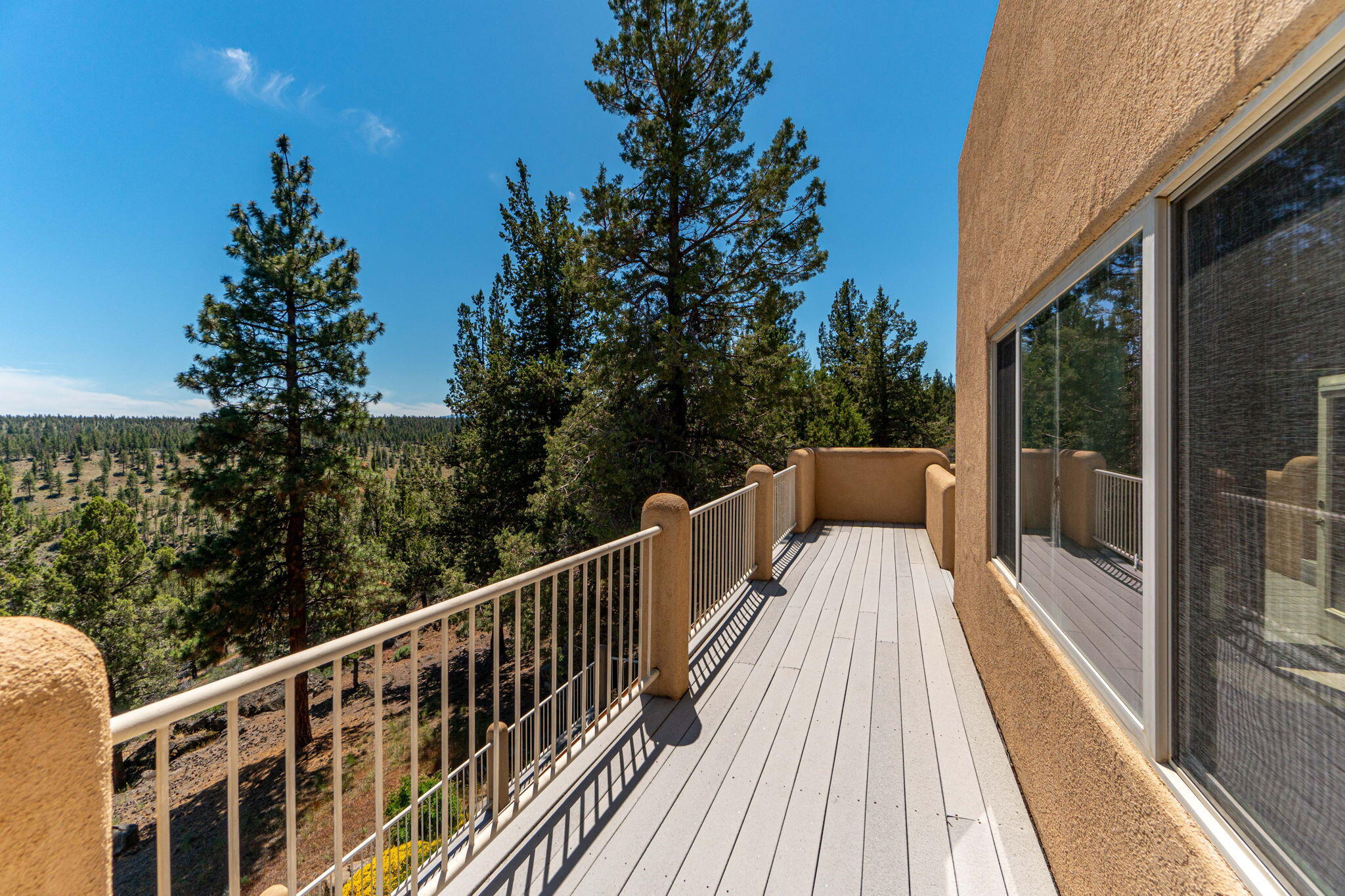 17625 Mountain View Road Sisters, OR 97759 - Photo 27 of 52 24-web-or-mls-Riley Visuals-19