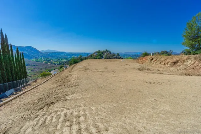 $850,000 | 26421 Sky Drive, Unit 26, Escondido, CA 92026