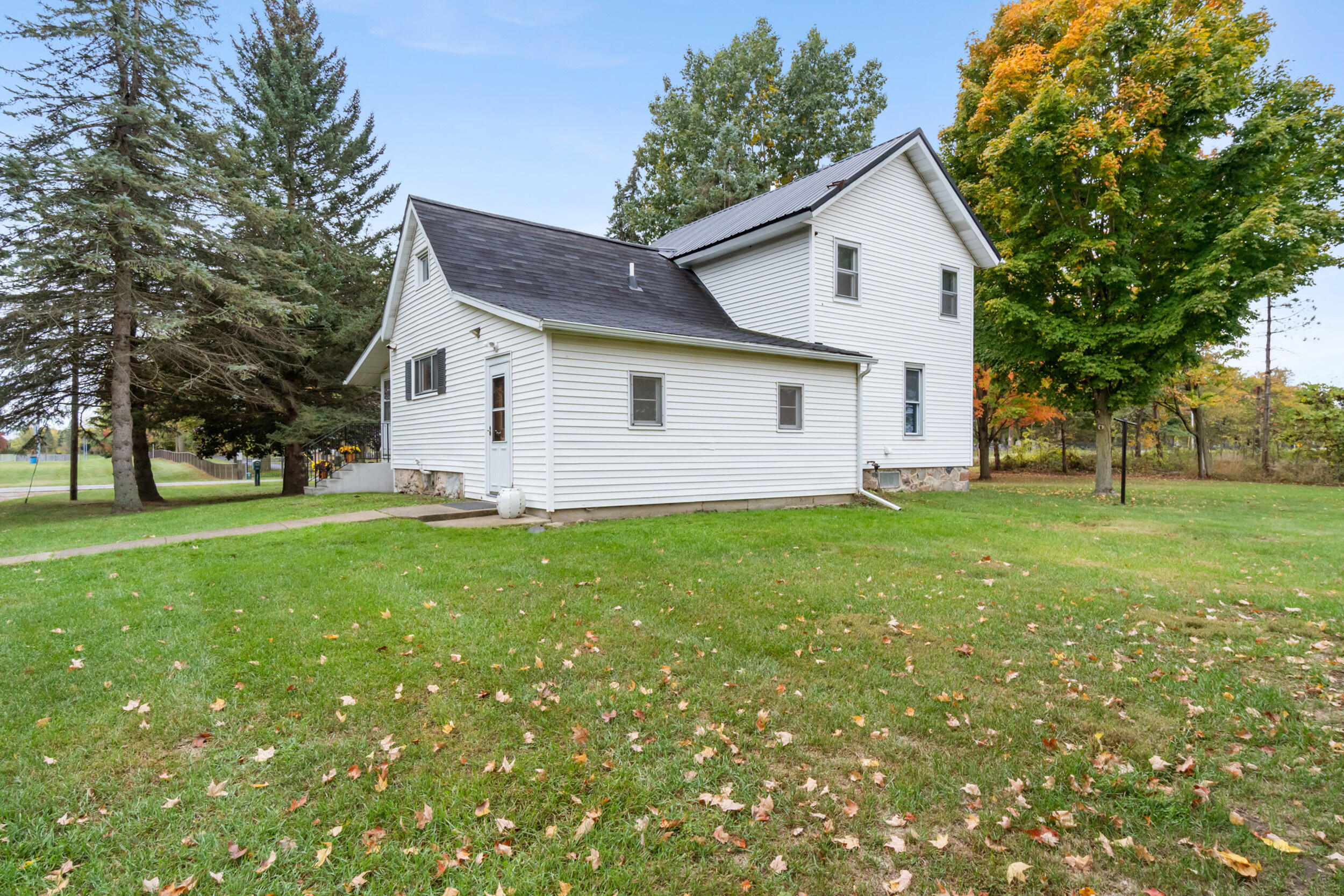 16378 Cadmus Road Hudson, MI 49247 - Photo 51 of 64 16378 cadmus rd hudson mi - 00067