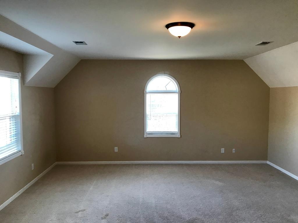 118 Ruland Circle Hendersonville, TN 37075 - Photo 20 of 30 an empty room with a window