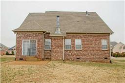 118 Ruland Circle Hendersonville, TN 37075 - Photo 26 of 30 front view of a house with a yard
