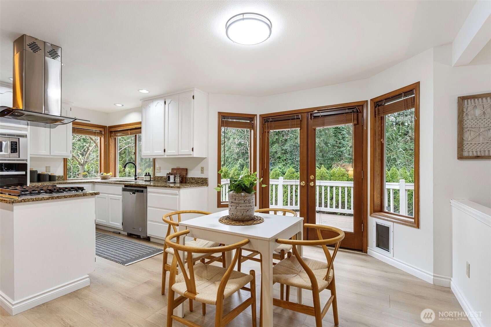 18632 29th Avenue Southeast Bothell, WA 98012 - Photo 11 of 39