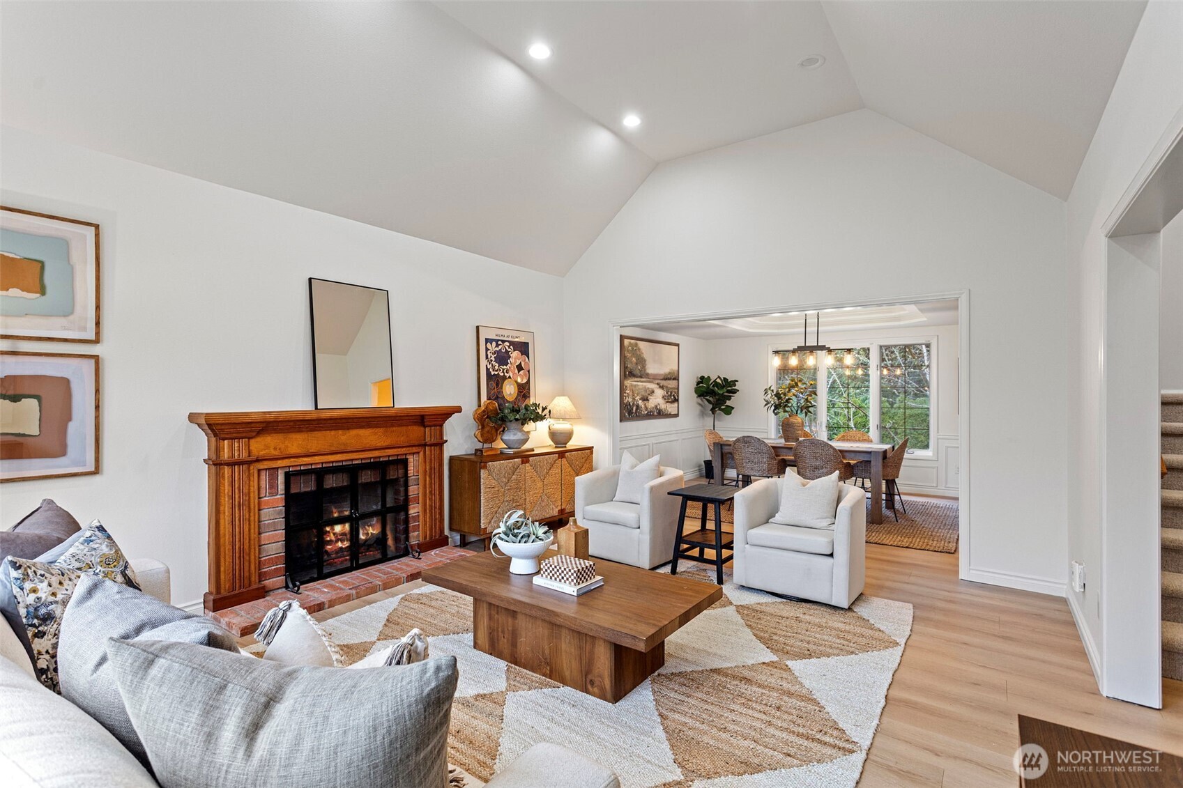 18632 29th Avenue Southeast Bothell, WA 98012 - Photo 4 of 39