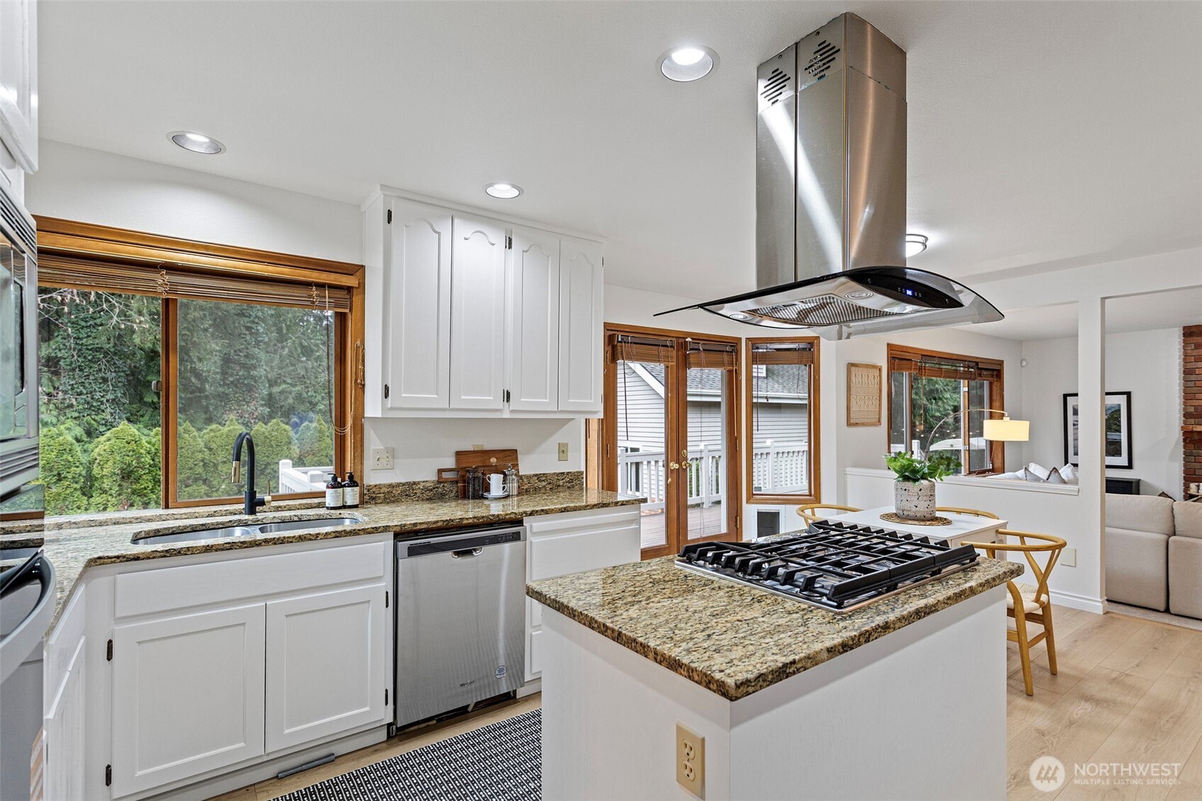 18632 29th Avenue Southeast Bothell, WA 98012 - Photo 6 of 39