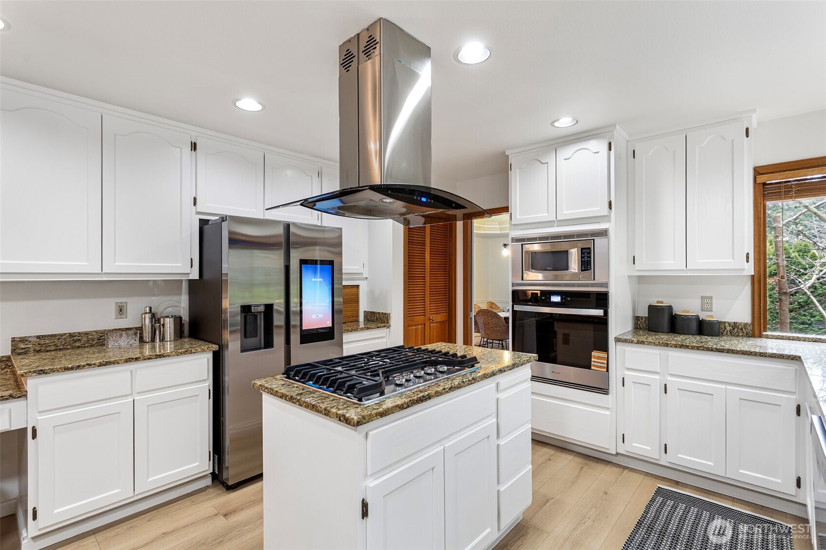 18632 29th Avenue Southeast Bothell, WA 98012 - Photo 9 of 39