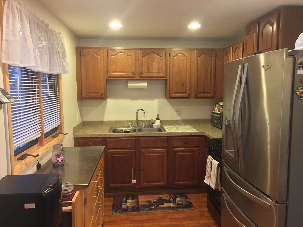 23 Sandy Brook Road Burlington, MA 01803 - Photo 6 of 14 Gallery Image 6