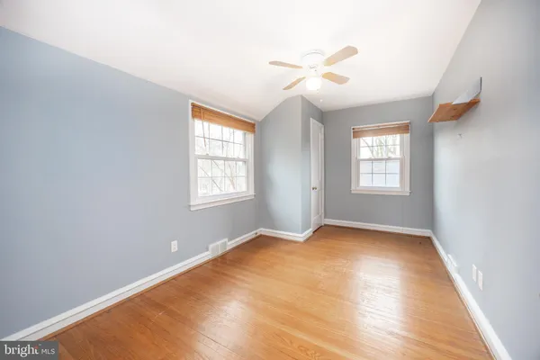 $385,000 | 8 Pilgrim Lane, Drexel Hill, PA 19026