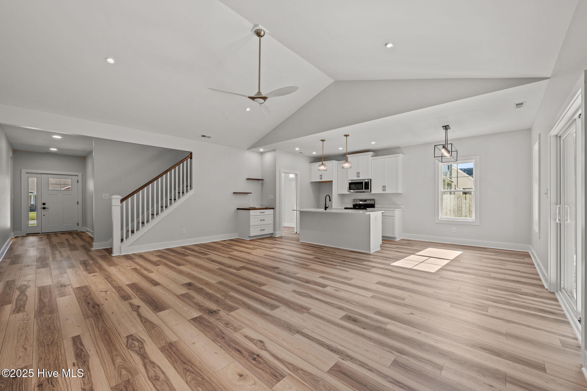 412 Satterfield Drive New Bern, NC 28560 - Photo 7 of 40 upscale finishes throughout