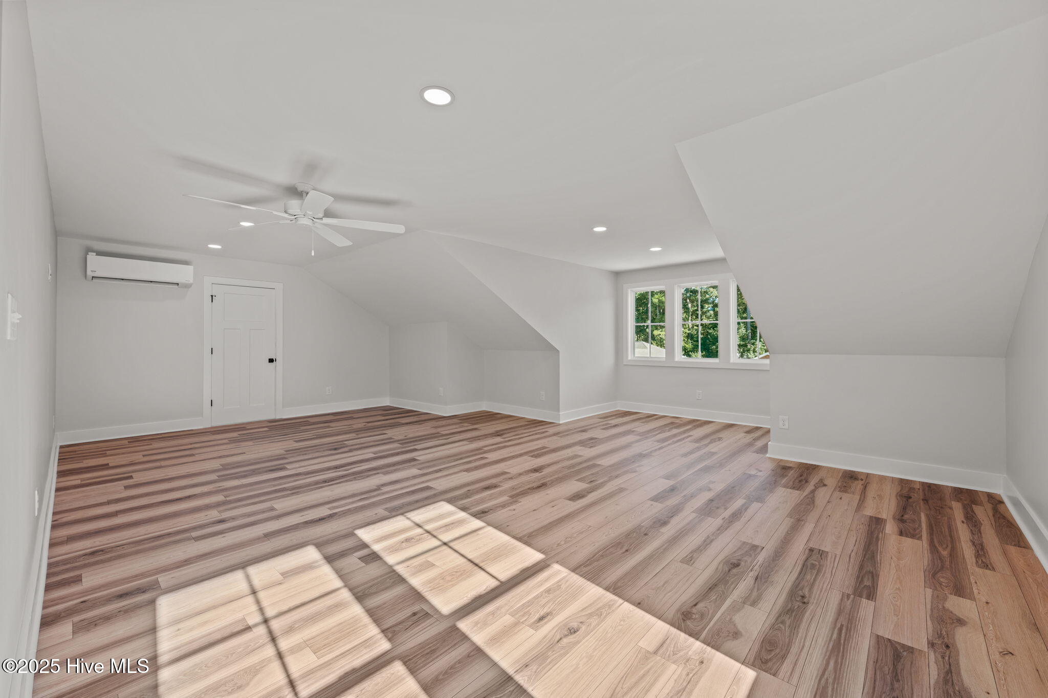 412 Satterfield Drive New Bern, NC 28560 - Photo 5 of 40 upstairs bonus