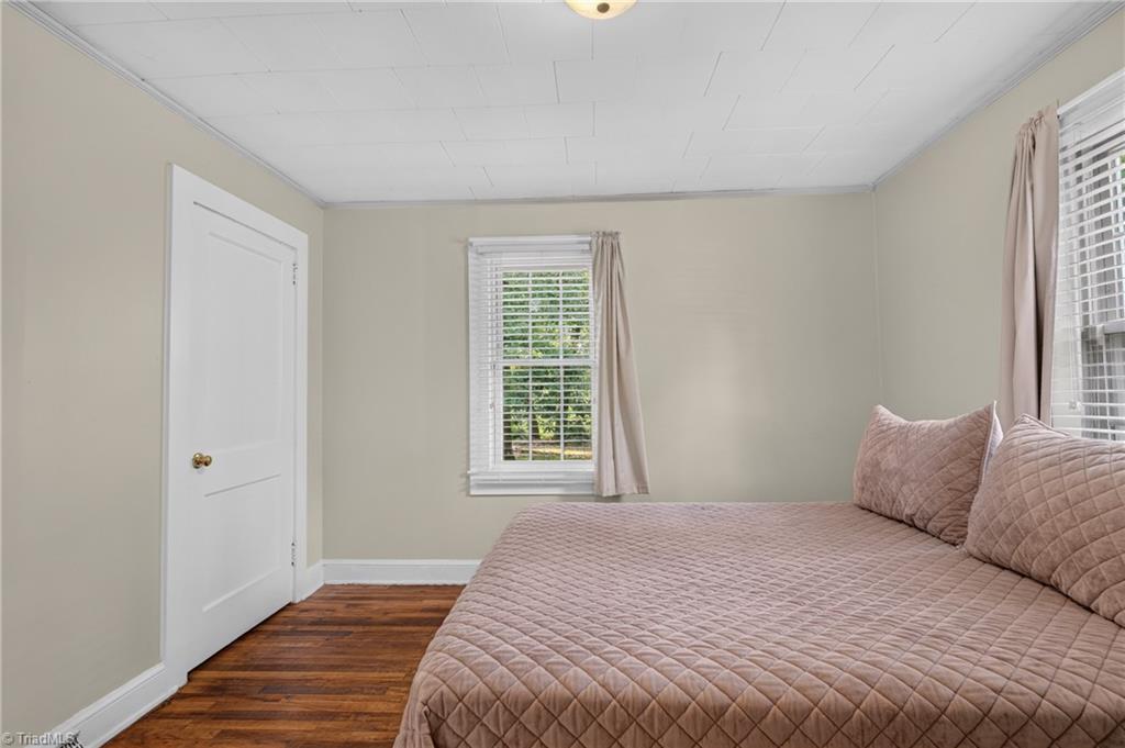 124 Manor Drive High Point, NC 27260 - Photo 28 of 44