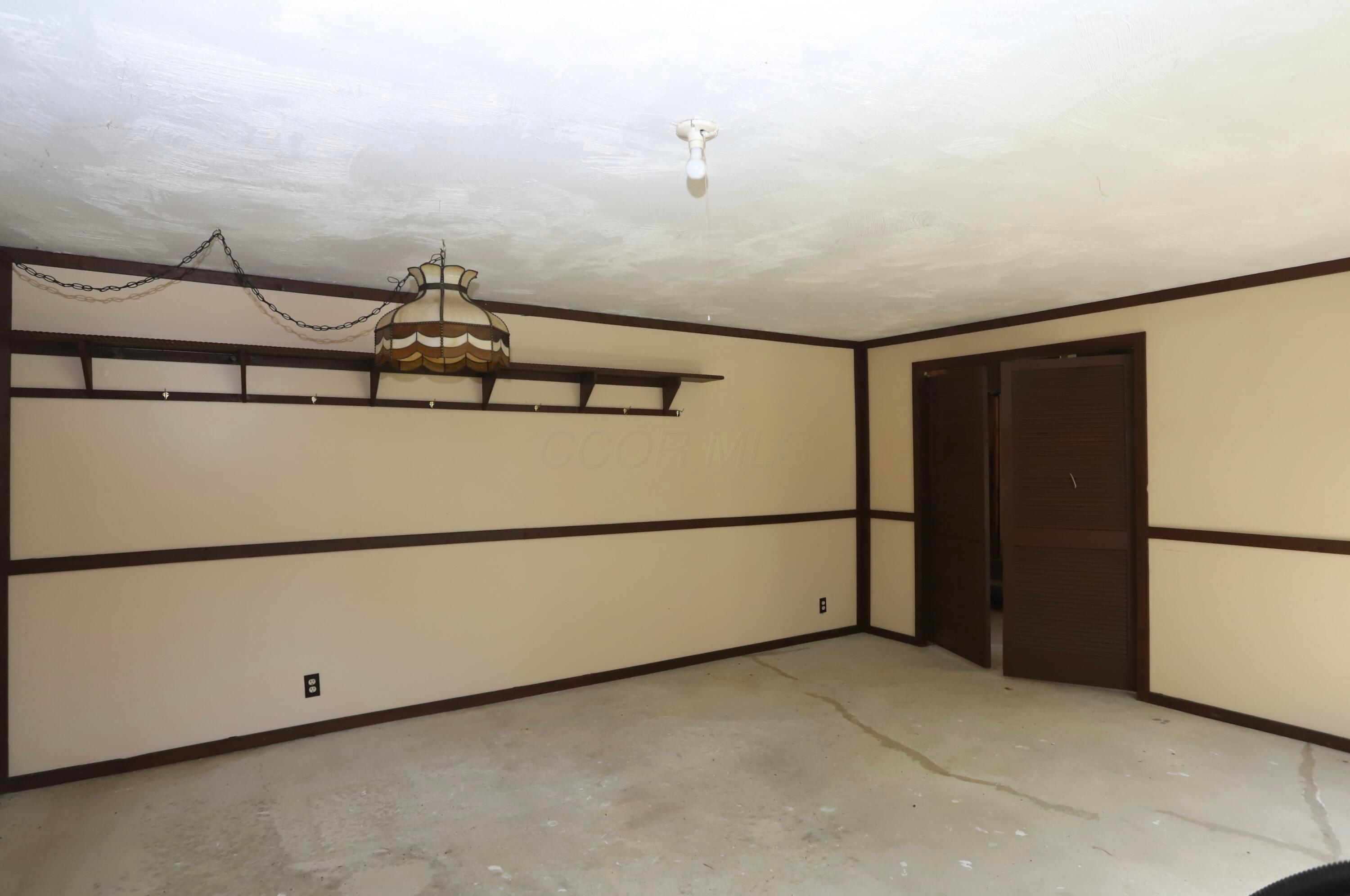 2727 Panhandle Road Delaware, OH 43015 - Photo 37 of 51 basement bedroom