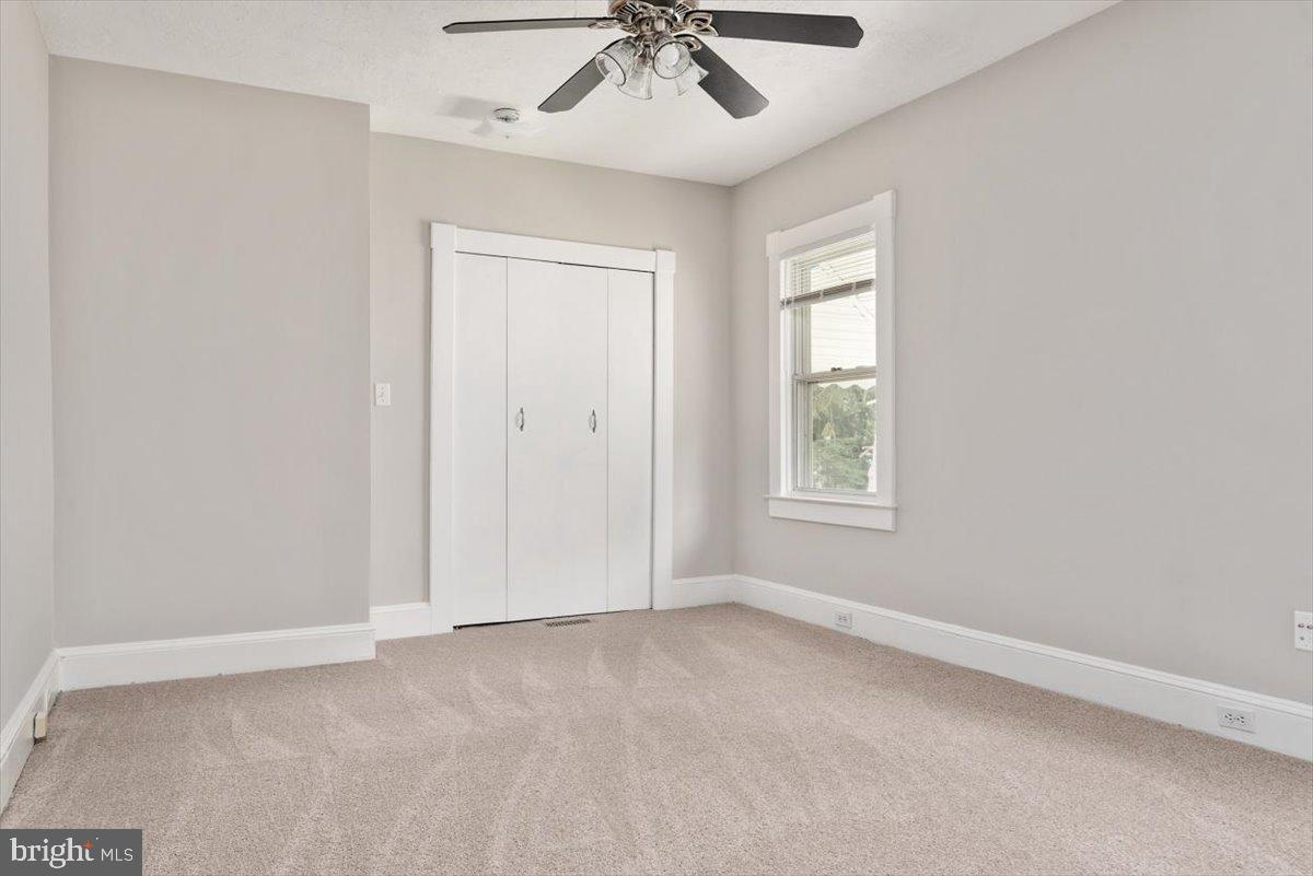 122 West Hilltop Road Baltimore, MD 21225 - Photo 25 of 32 Bedroom 2