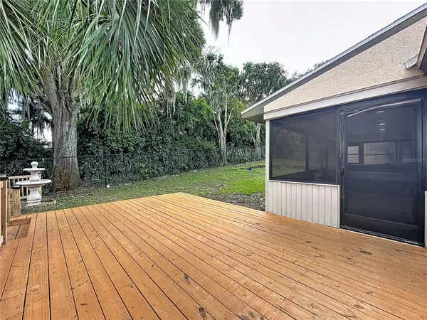 $3,000 | 6846 Lake View Drive, Yalaha, FL 34797