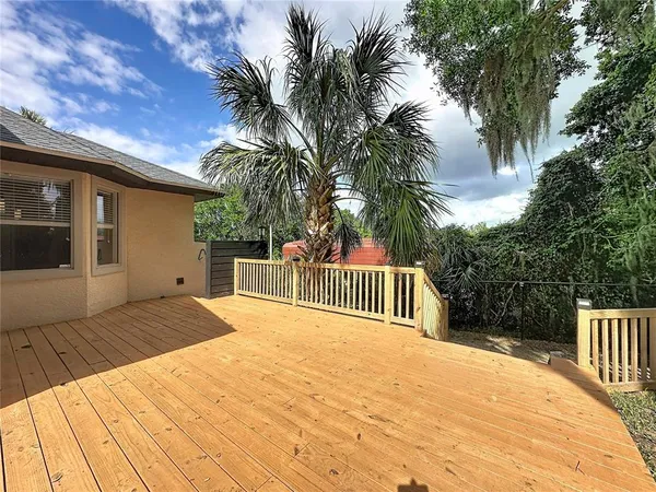 $3,000 | 6846 Lake View Drive, Yalaha, FL 34797