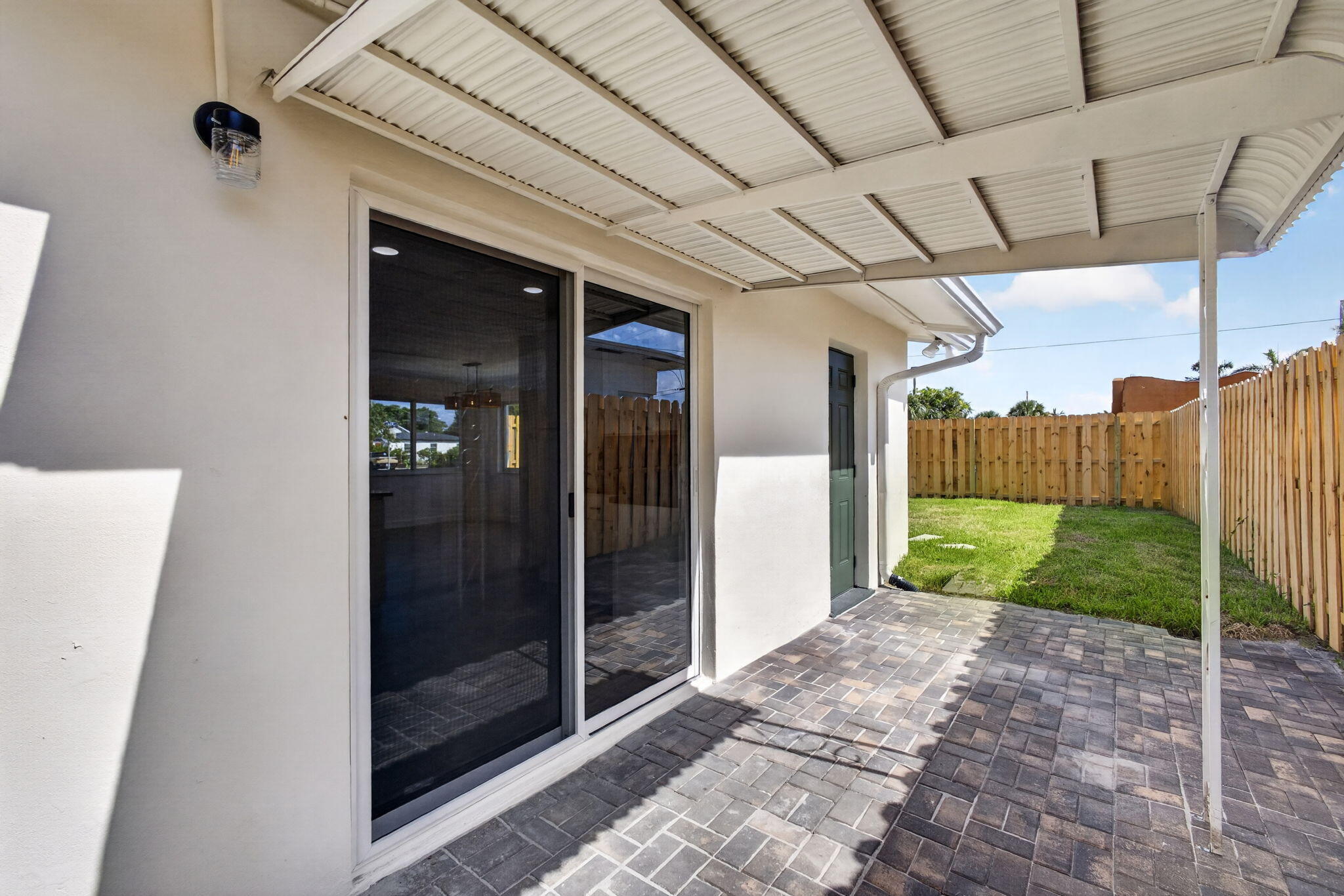 665 West 7th Street Riviera Beach, FL 33404 - Photo 55 of 62 59-web-or-mls-5D1A9186