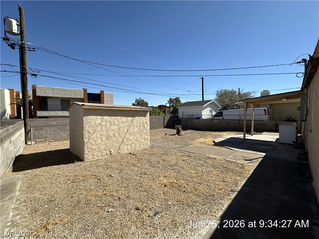148 West Victory Road Henderson, NV 89015 - Photo 23 of 34
