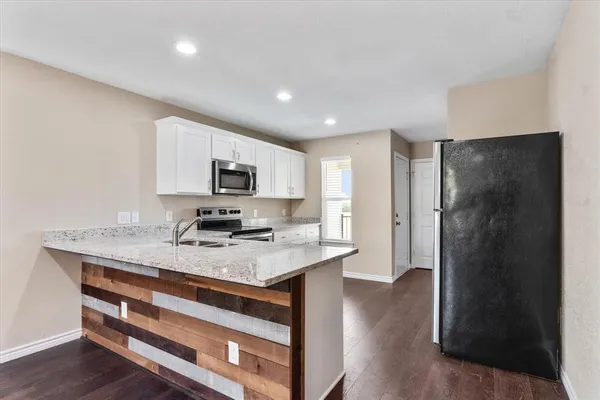 $1,275 | 1406 Courtney Place, Unit A, Cleburne, TX 76033
