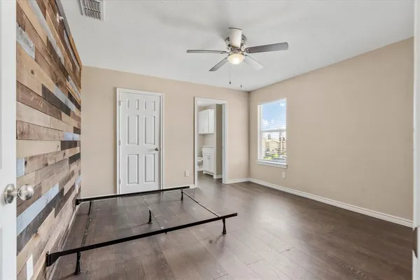 $1,275 | 1406 Courtney Place, Unit A, Cleburne, TX 76033