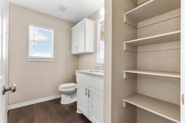 $1,275 | 1406 Courtney Place, Unit A, Cleburne, TX 76033