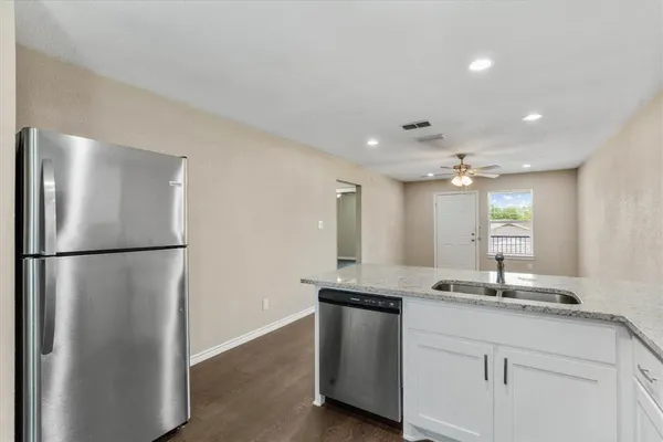 $1,275 | 1406 Courtney Place, Unit A, Cleburne, TX 76033