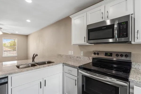 $1,275 | 1406 Courtney Place, Unit A, Cleburne, TX 76033