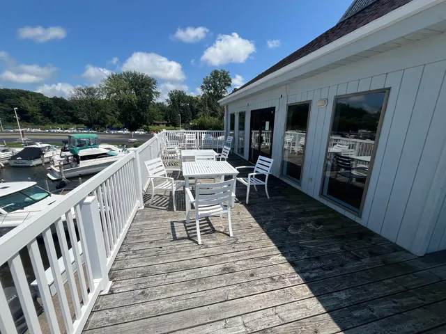 $38,500 | 1000 Riverview Drive, Unit 11, Benton Harbor, MI 49022