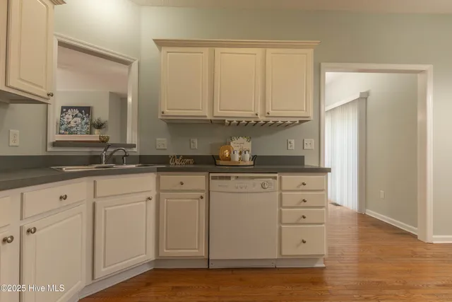 $2,100 | 119 Shellbank Drive, Sneads Ferry, NC 28460