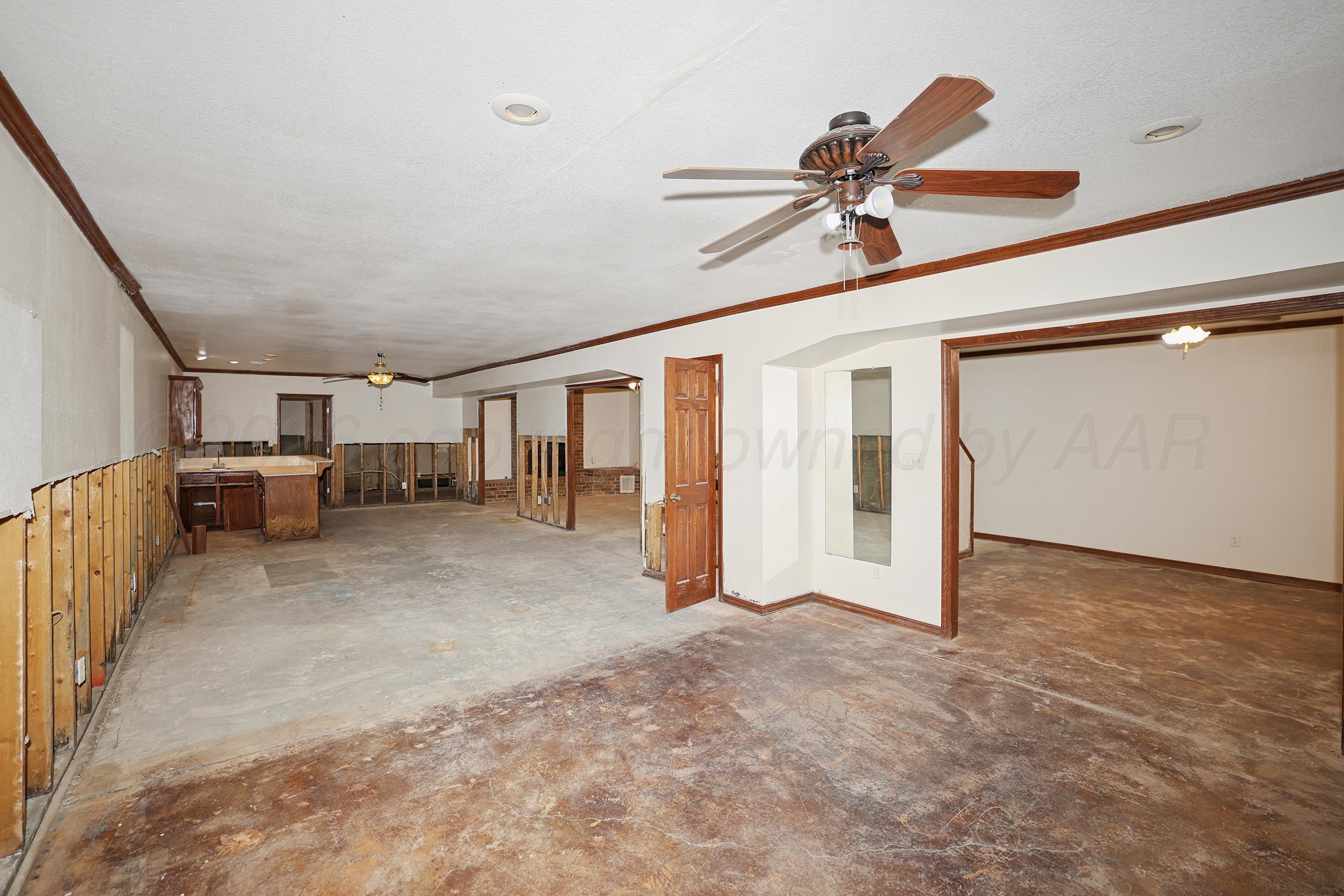 500 North Girl Scout Road Amarillo, TX 79124 - Photo 42 of 52 41-Basement 2nd Living