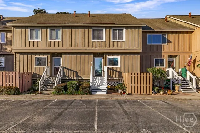 $2,500 | 12502 Apache Avenue, Unit 4, Savannah, GA 31419